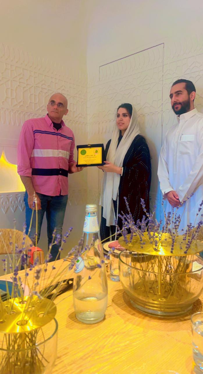 مشاركة لبنان في بطولة الهجن في السعودية image